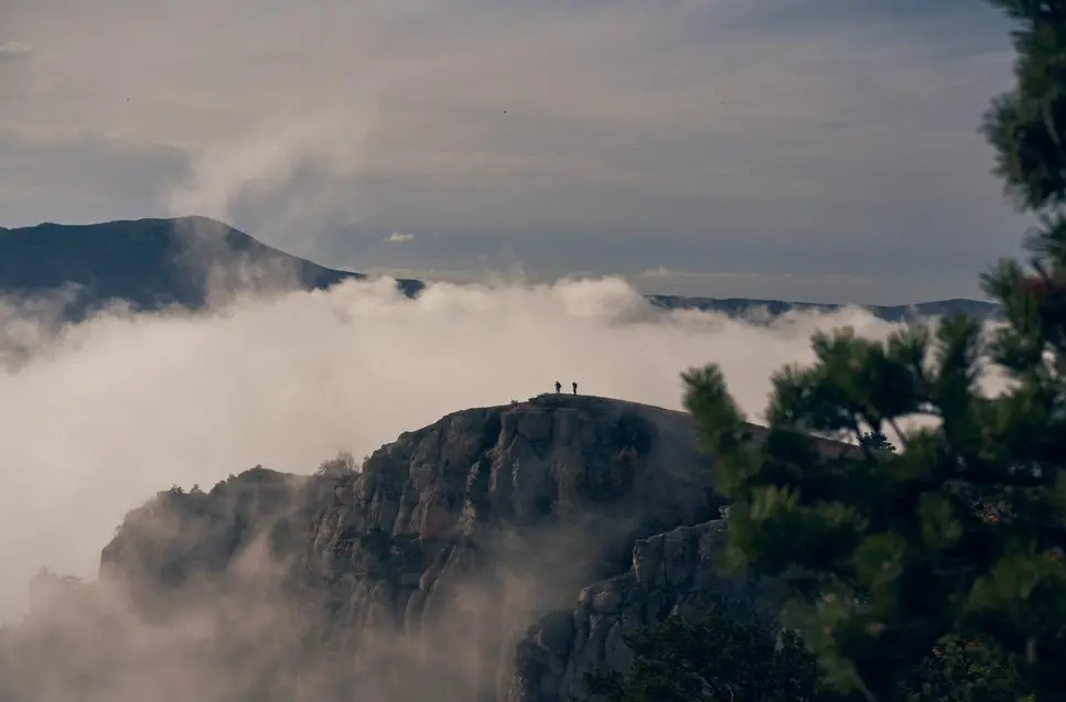 ДОЛИНА ПРИВИДЕНИЙ