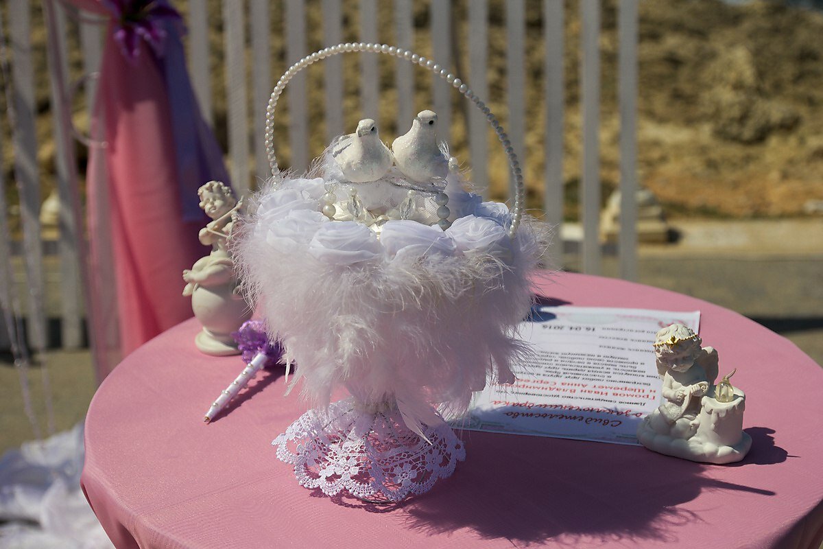 Арка на свадьбу, оформление церемоний выездной регистрации.