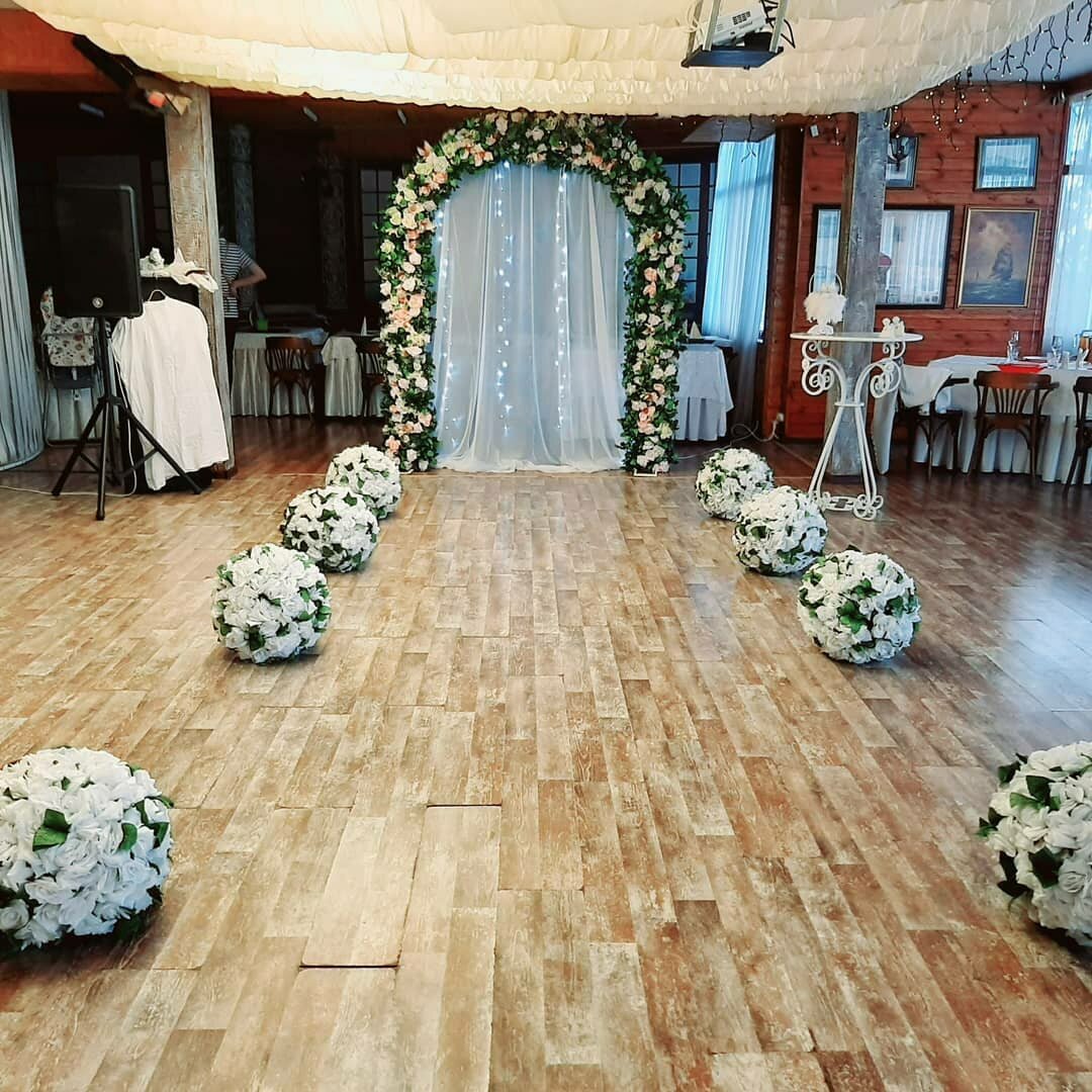 Подготовка свадебного декора