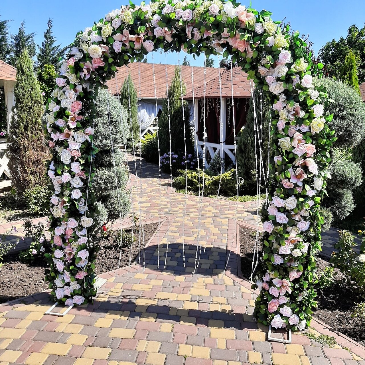 Подготовка свадебного декора