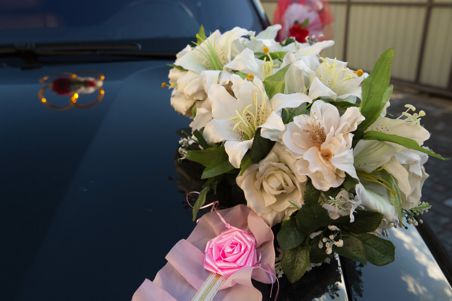 Аренда Украшений на свадебные машины