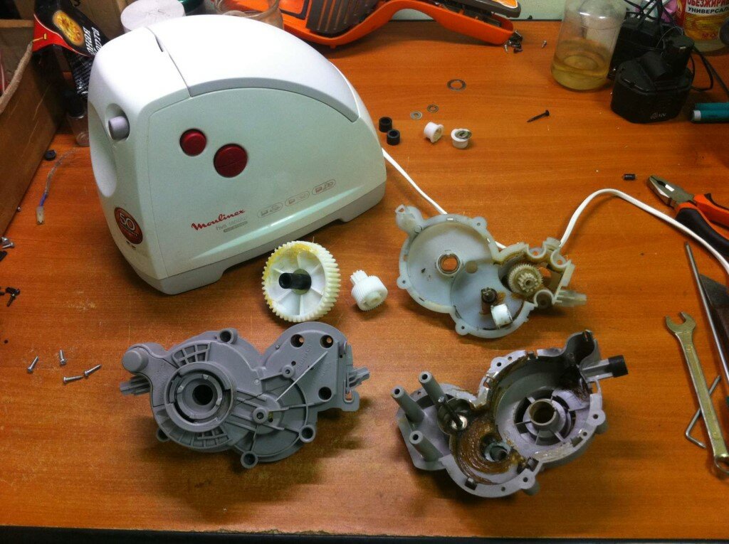 Ремонт мясорубки: Kenwood