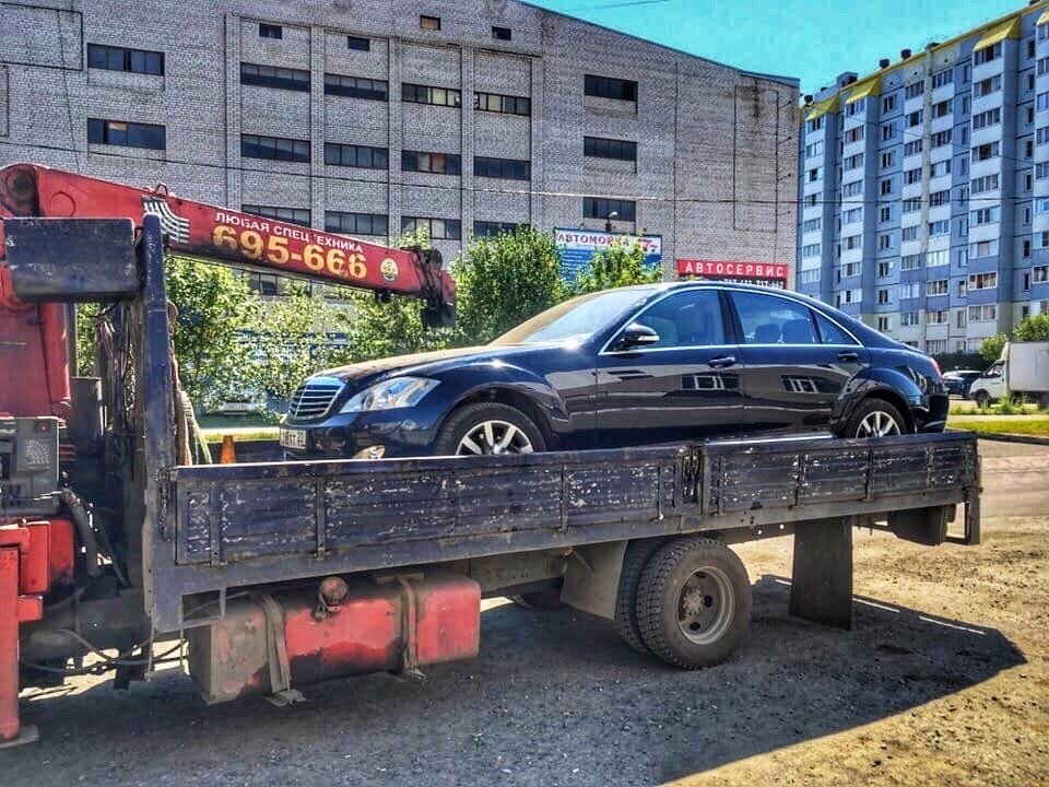 Эвакуатор с манипулятором для спецтехники