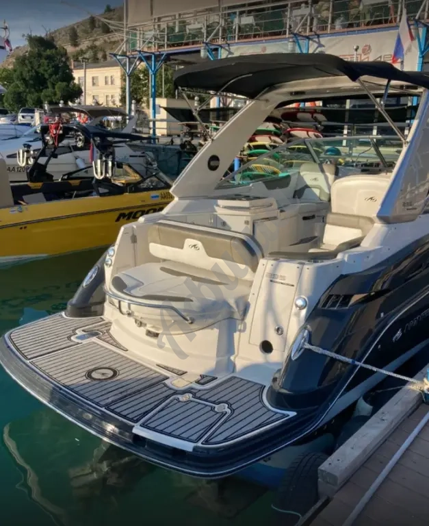 Аренда Яхты Балаклава. Monterey 295 Sport Yacht.