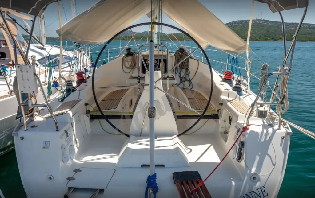 Аренда парусной Яхты Бавария-42