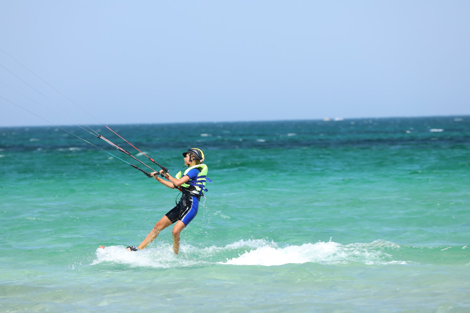 Занятие по кайтсерфингу: индивидуально, разовое занятие