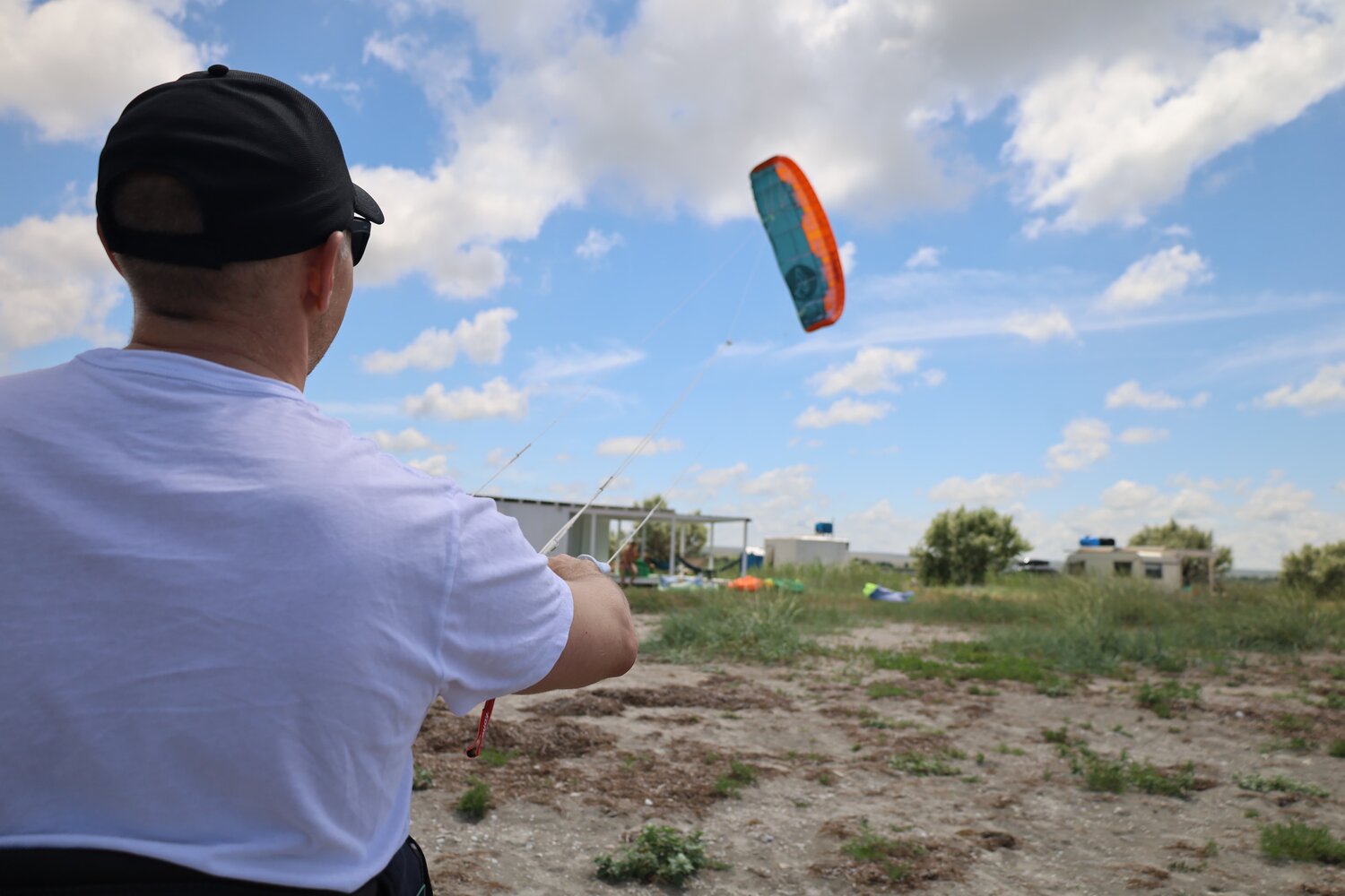 Занятие по кайтсерфингу: индивидуально, разовое занятие