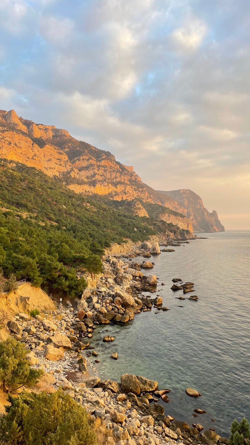 По волнам: Крым пляжный, морской, вальяжный