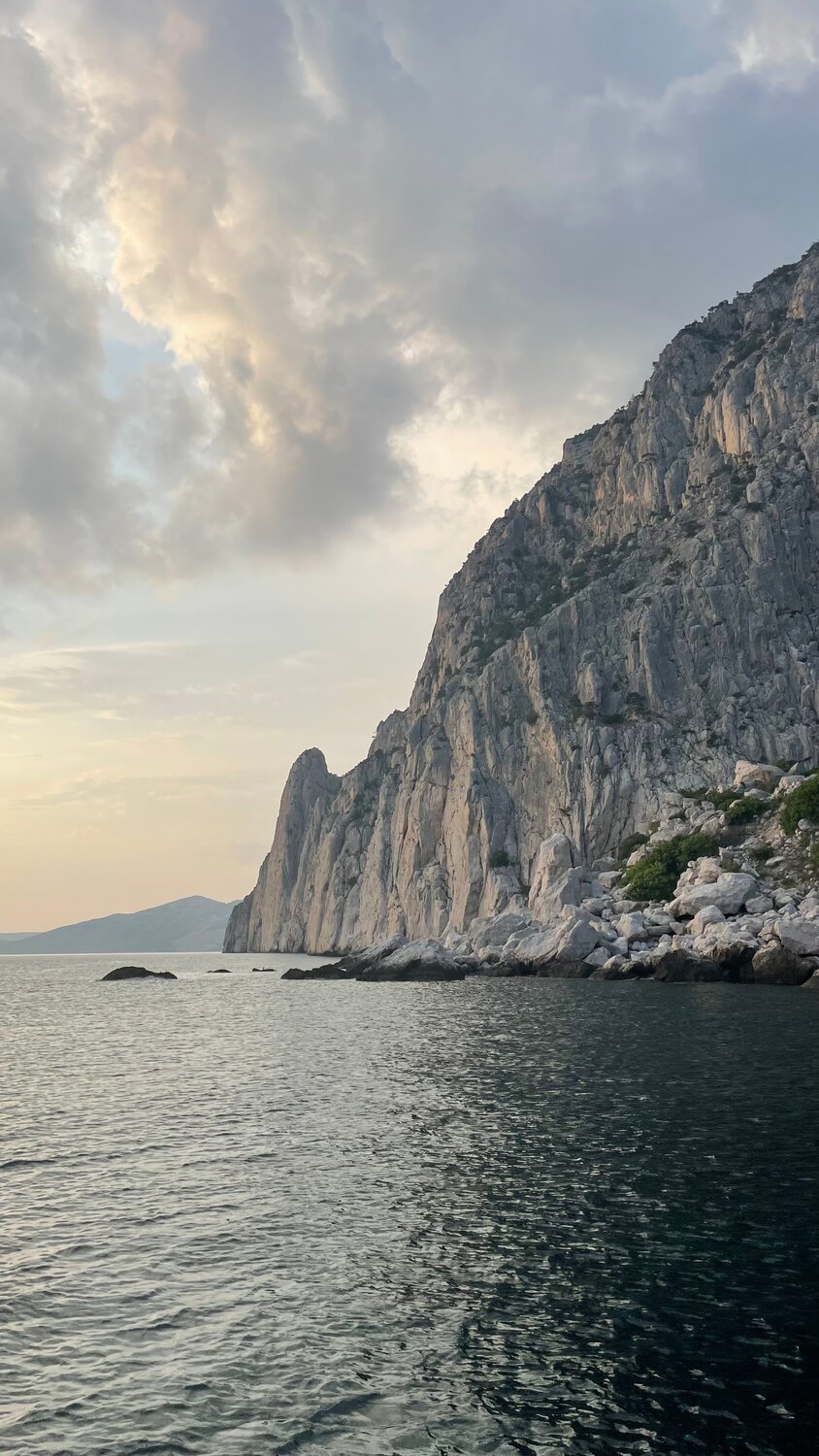 По волнам: Крым пляжный, морской, вальяжный