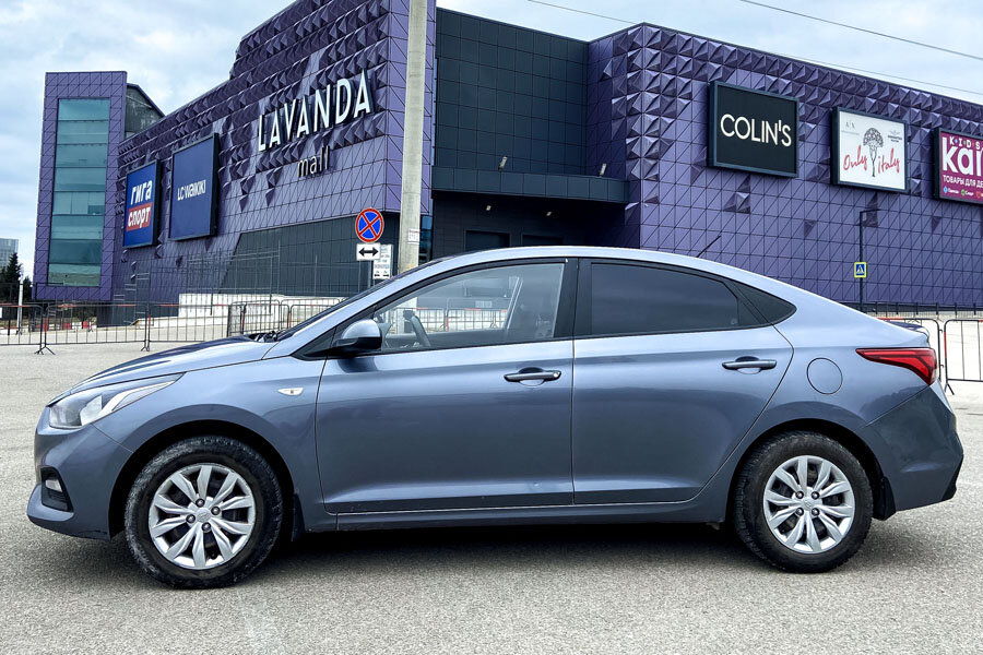 Аренда авто прокат Hyundai Solaris (Хендай Солярис) седан серый 1.4 л