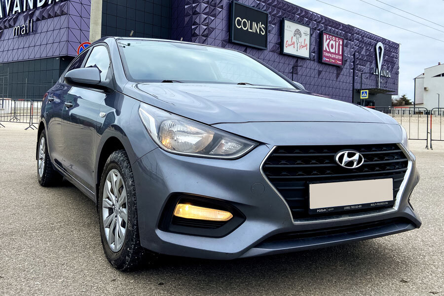 Аренда авто прокат Hyundai Solaris (Хендай Солярис) седан серый 1.4 л