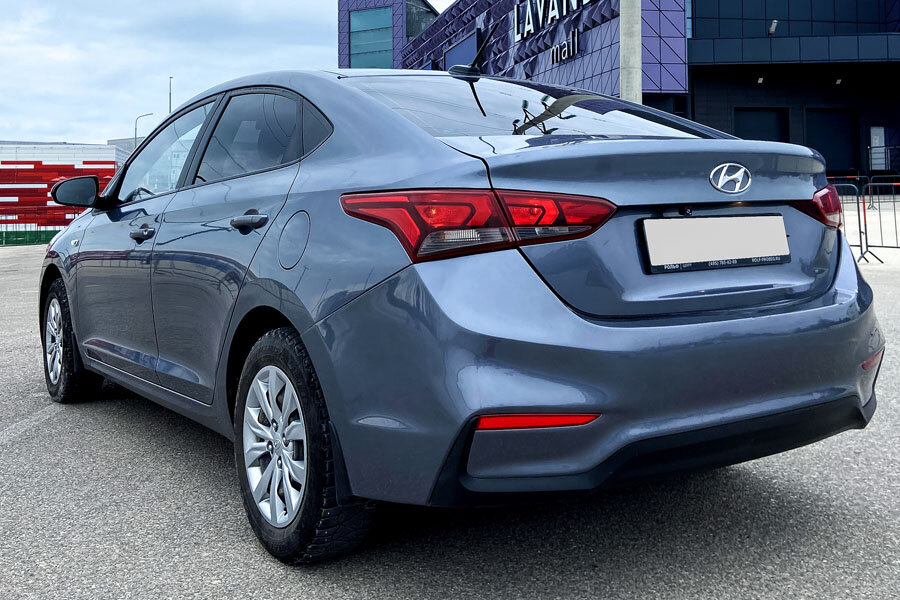 Аренда авто прокат Hyundai Solaris (Хендай Солярис) седан серый 1.4 л