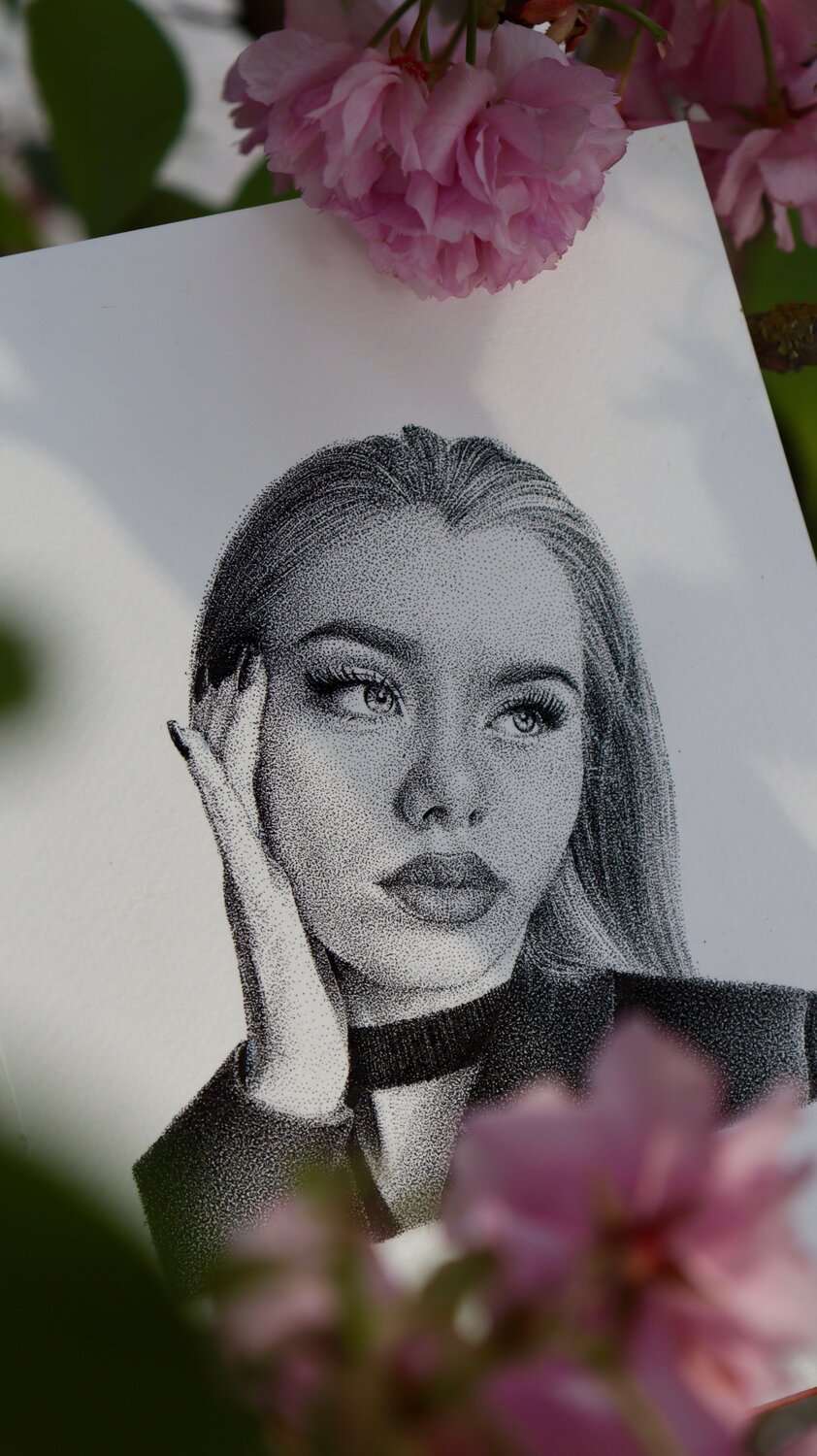 ПОРТРЕТ ТОЧКАМИ