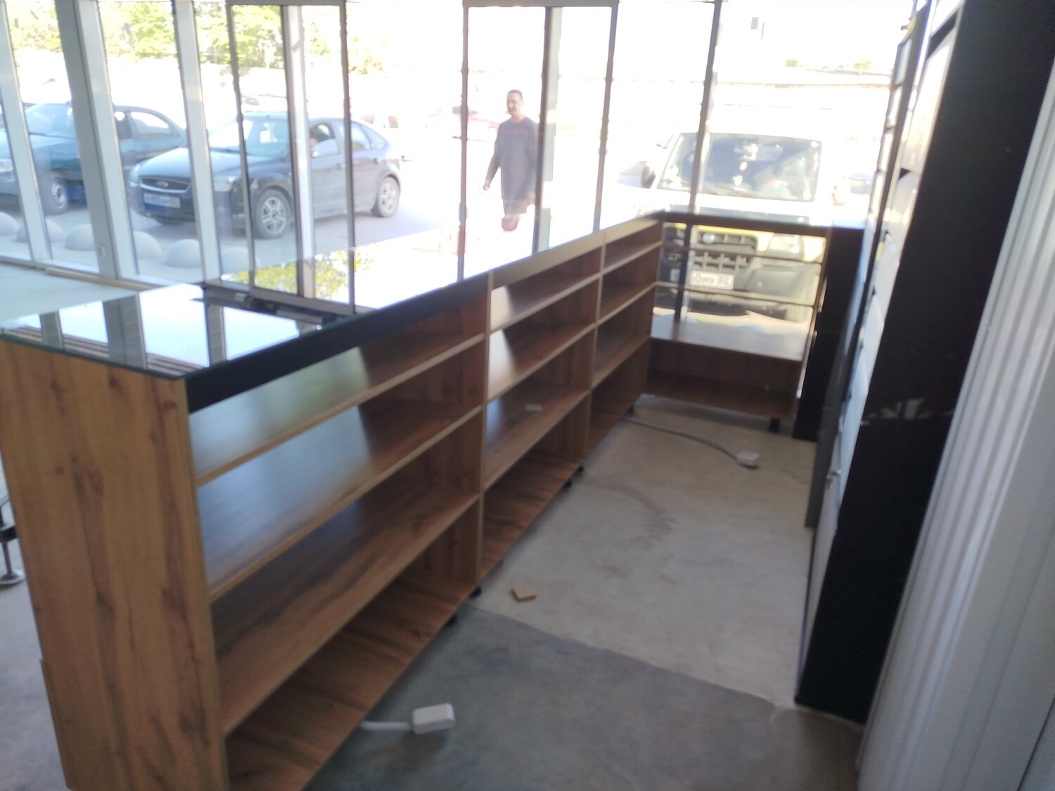 Торговое оборудование для магазинов