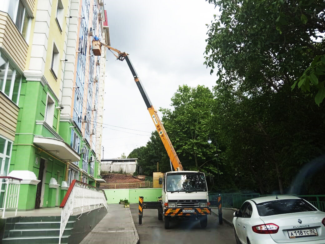 Аренда автовышки: Mitsubishi Автовышка 26 метров