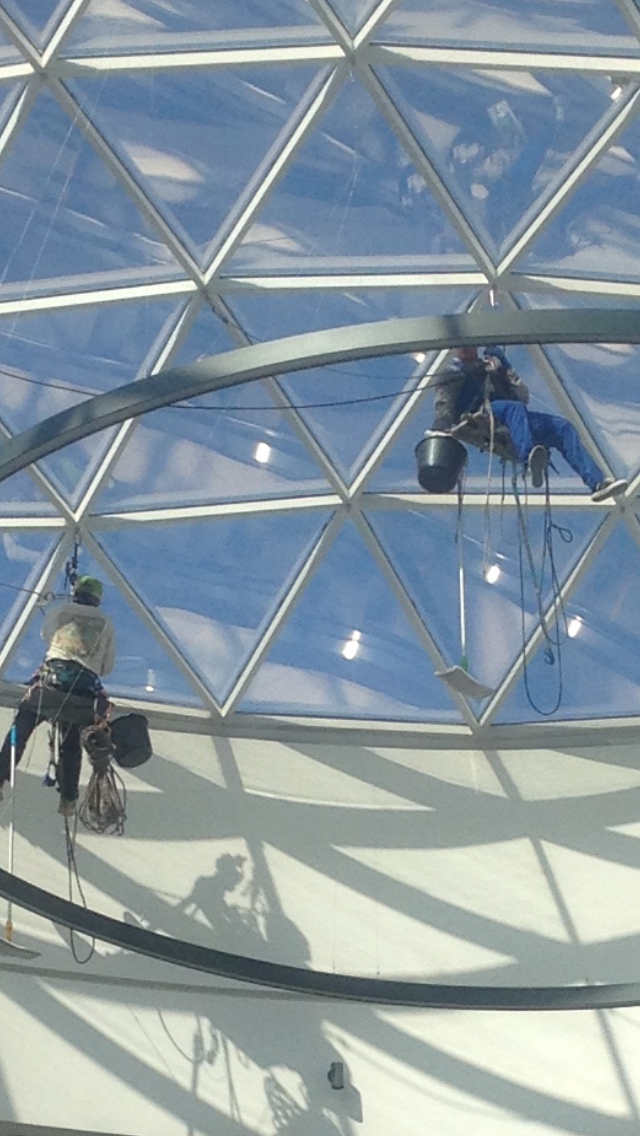 Остекление балконов и лоджий