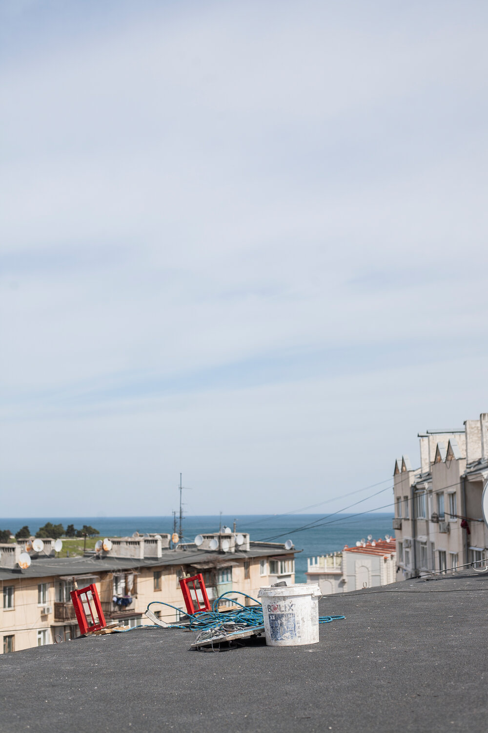 Герметизация швов при высотных работах