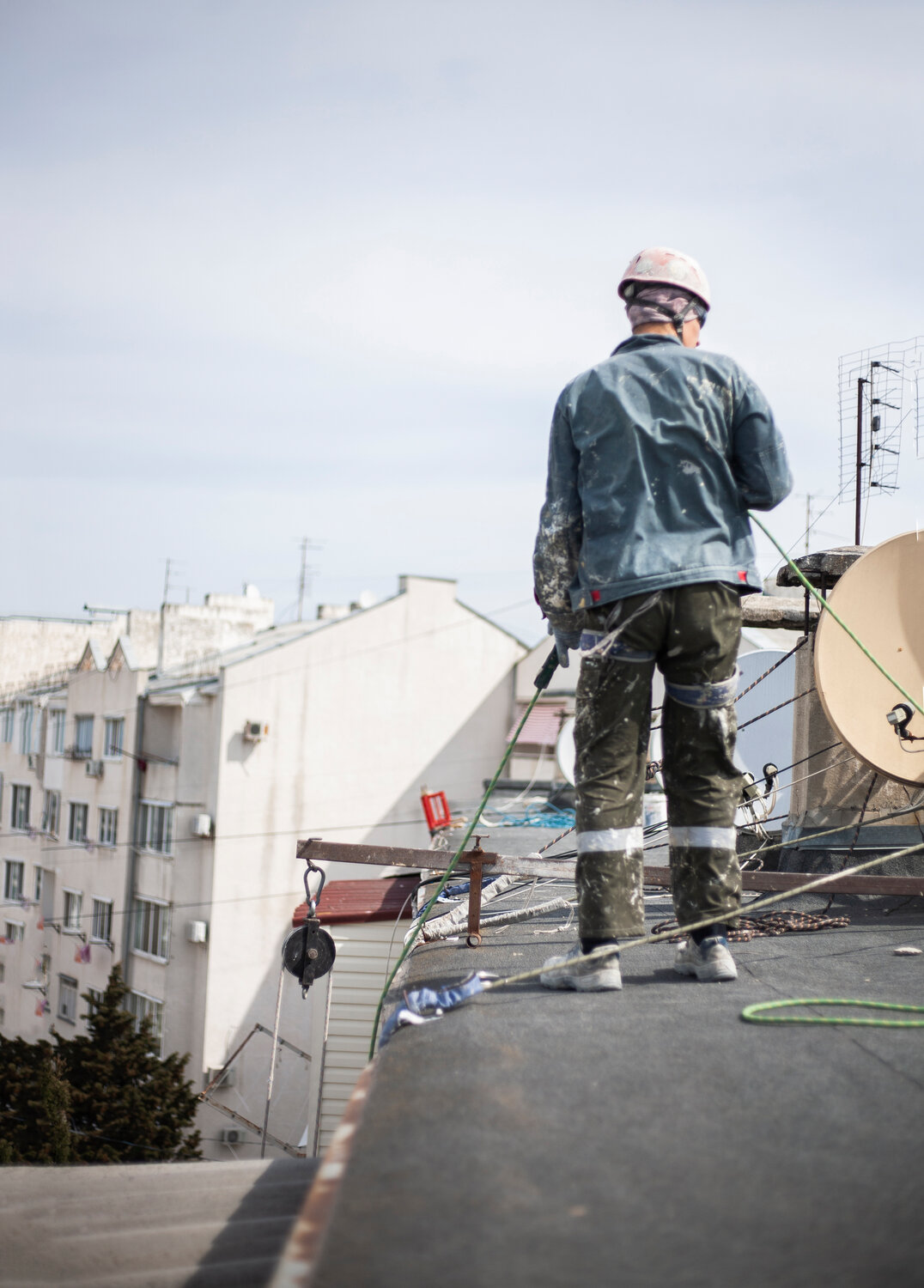 Высотные монтажные работы