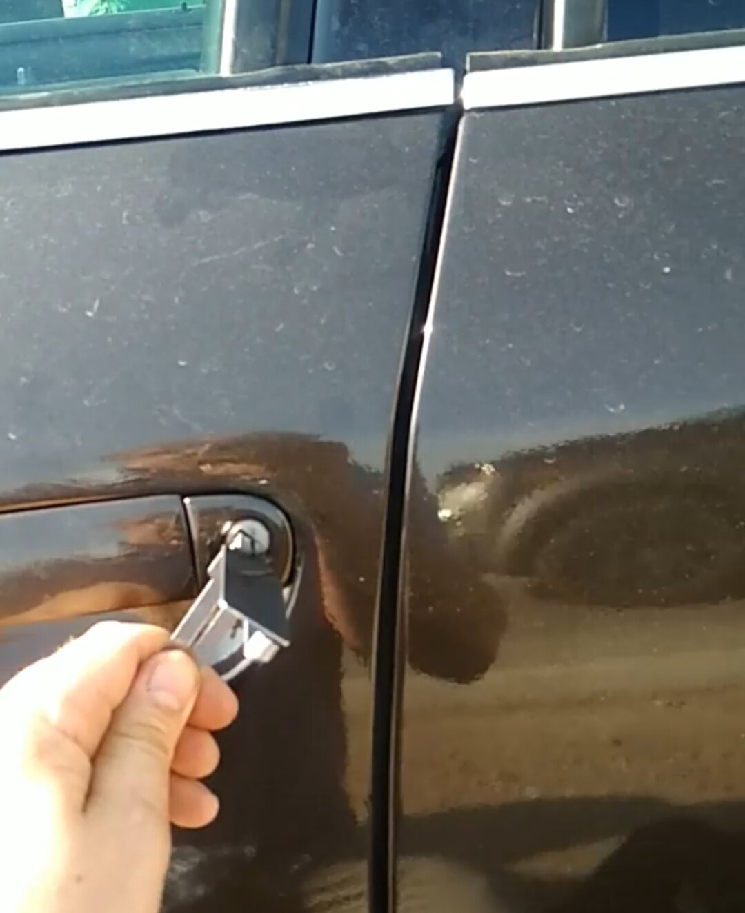 Замена замка в автомобиле.