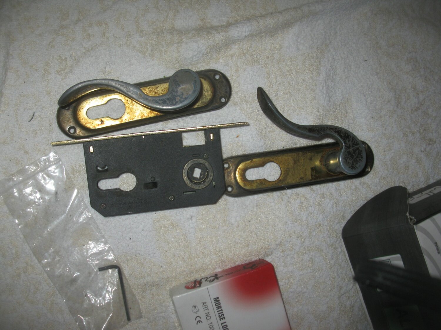 Регулировка дверной фурнитуры