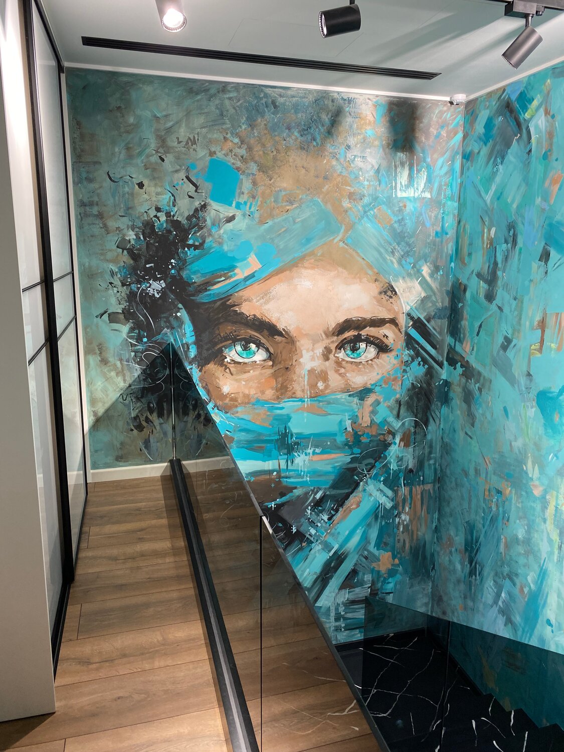 Роспись стен