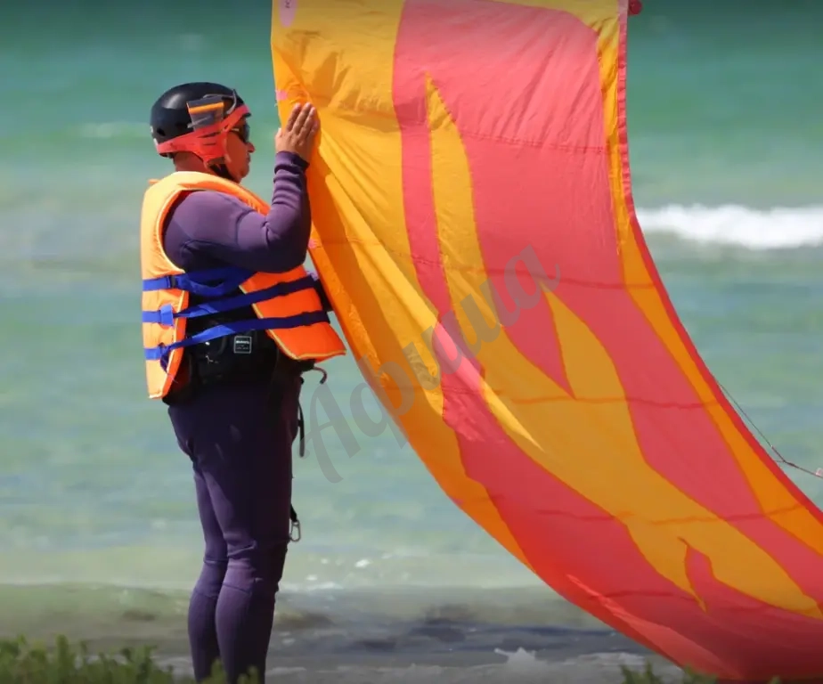 Занятие по кайтсерфингу: индивидуально, абонемент на месяц, 8 занятий