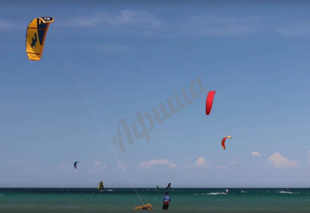 Занятие по кайтсерфингу: индивидуально, абонемент на месяц, 12 занятий