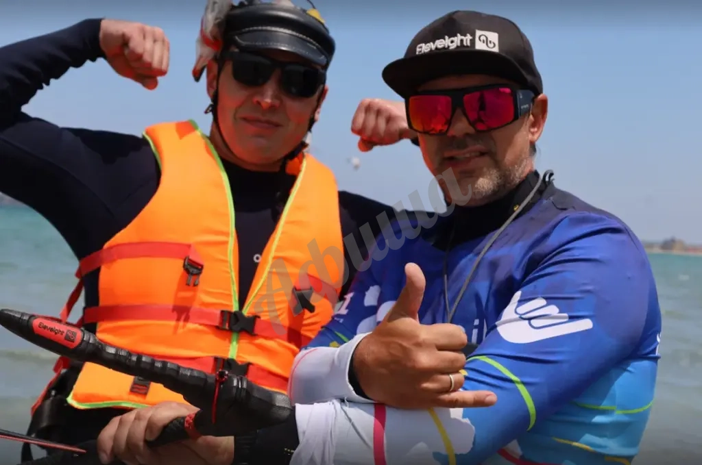 Занятие по кайтсерфингу: индивидуально, абонемент на месяц, 12 занятий