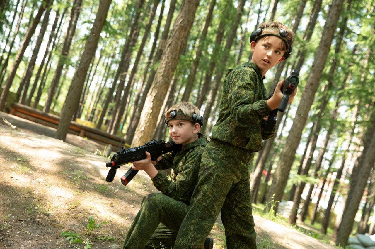 Тренировки по спортивно-тактическому лазертагу