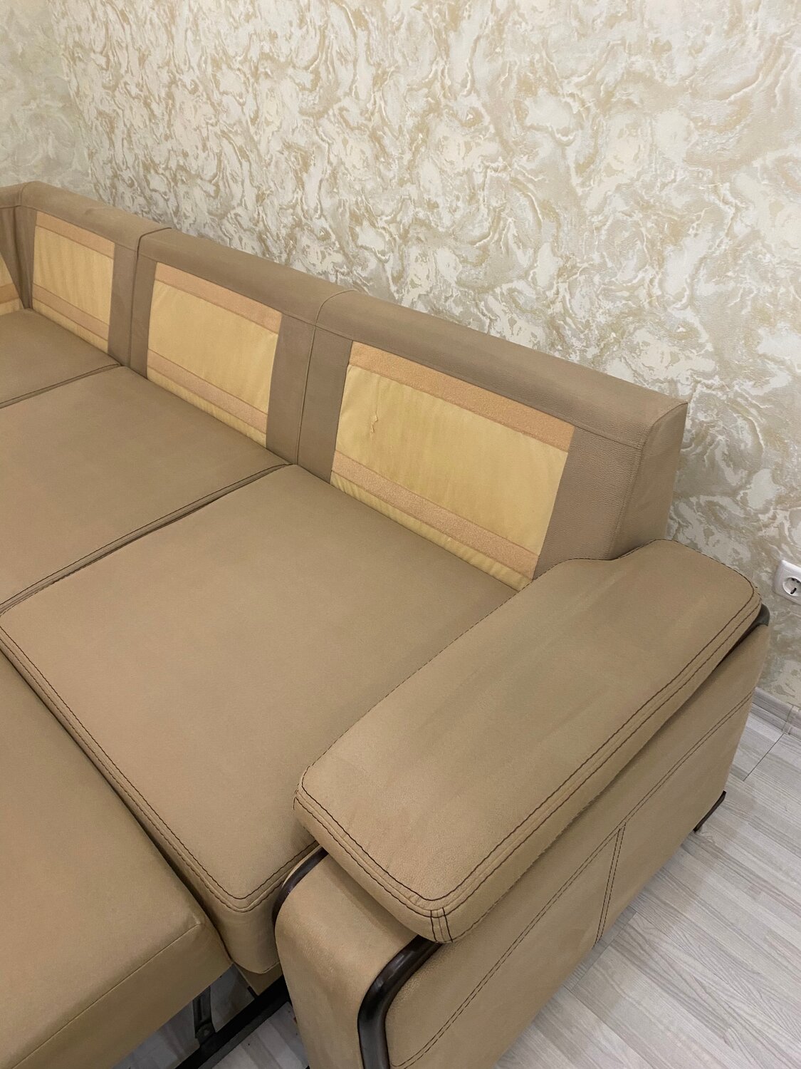 Мечтаете о новом диване? А если можно обновить старый?