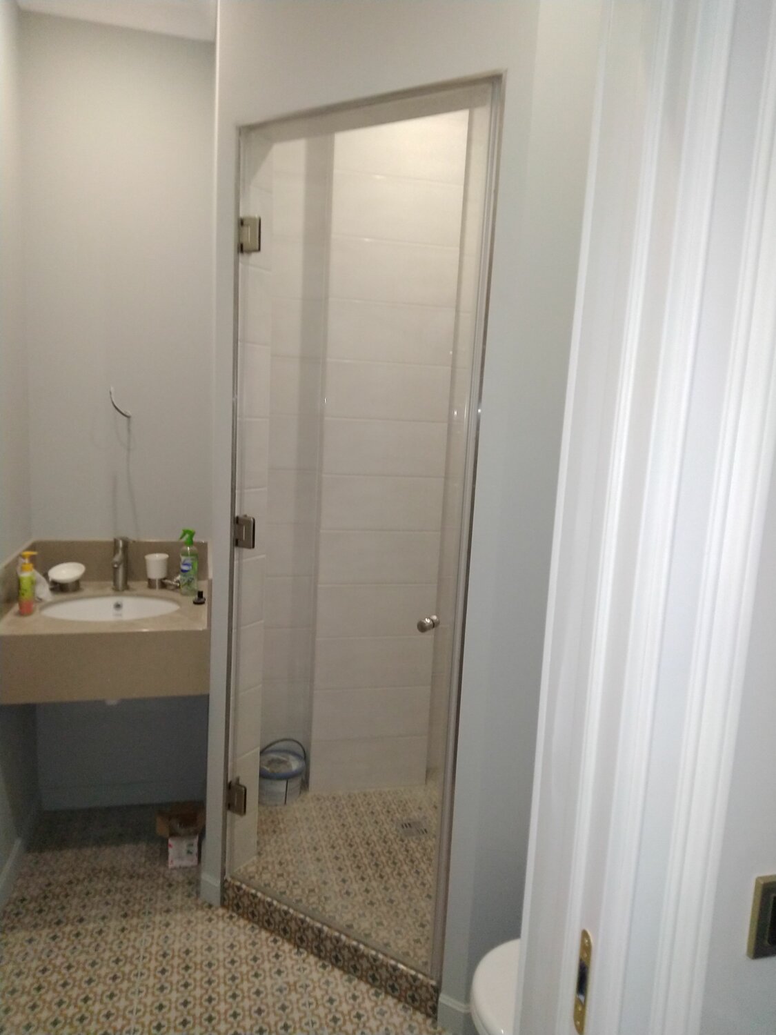 Душевые из стекла на заказ