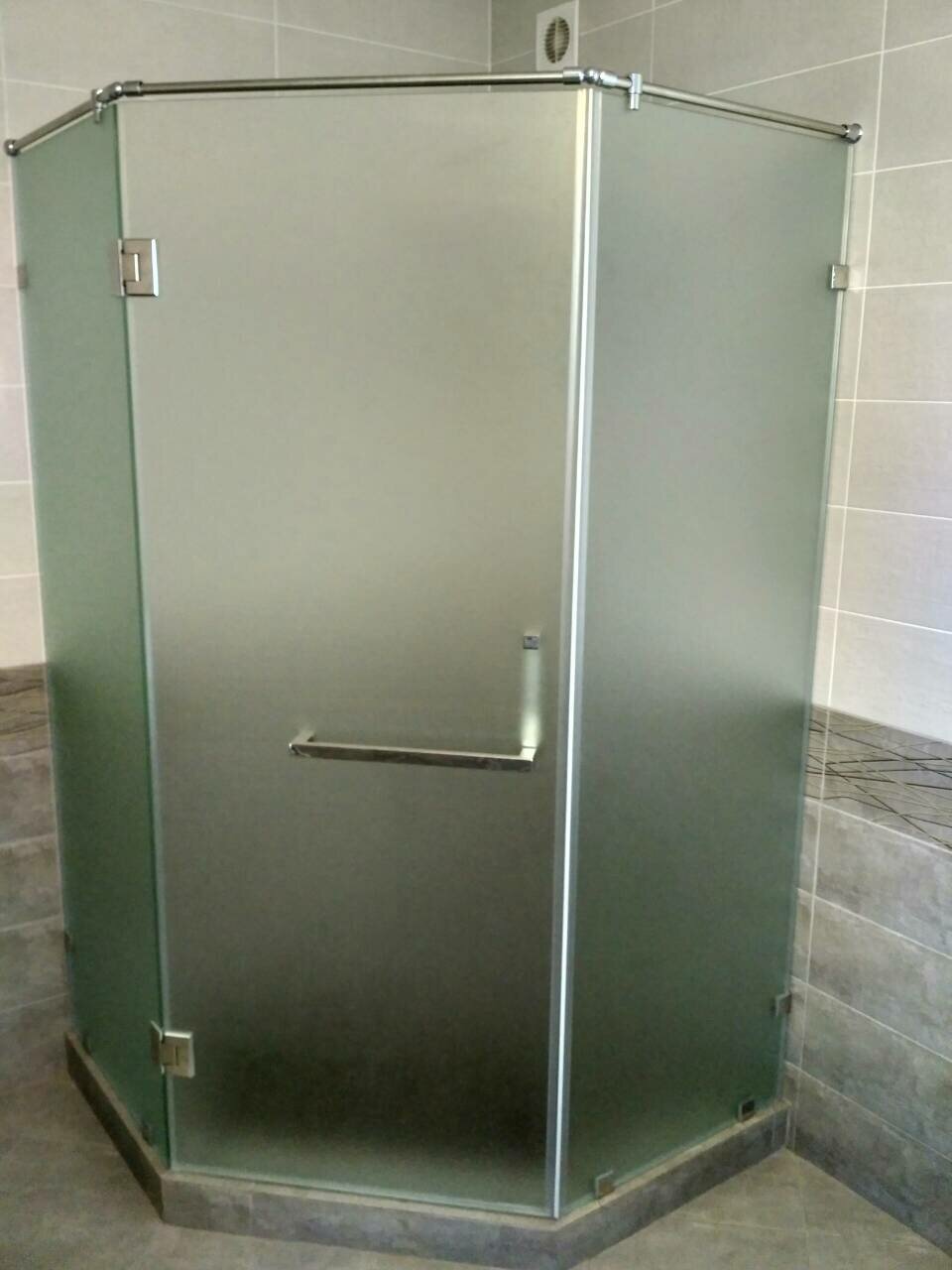 Душевой уголок на заказ