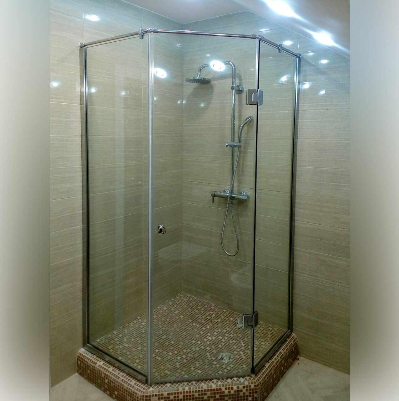 Монтаж душевой кабины