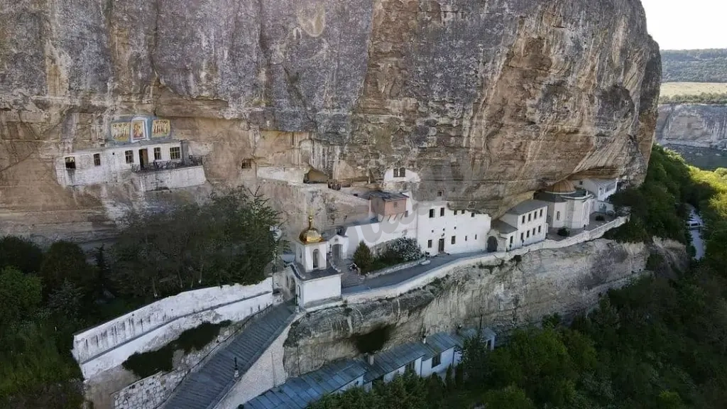 Экскурсия с экскурсоводом на вашем транспорте