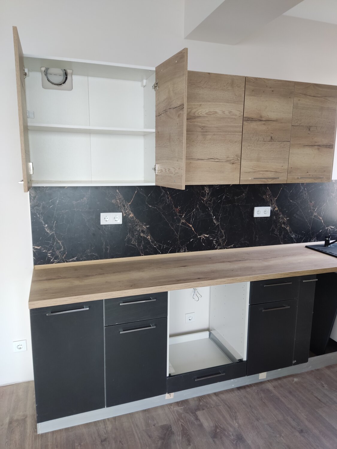 Сборка кухонного гарнитура