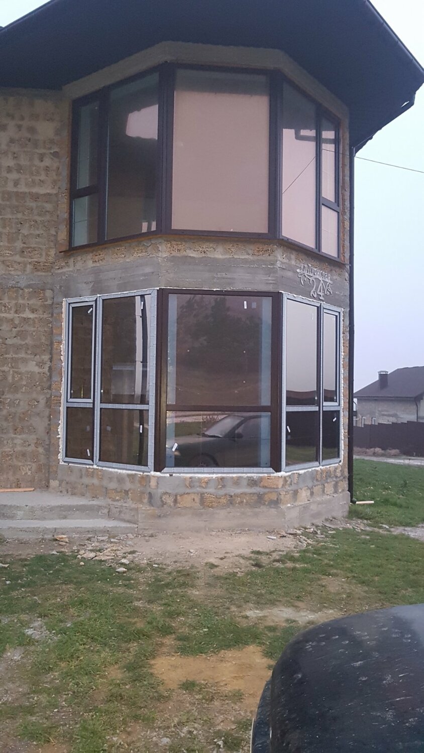 Остекление балконов и лоджий