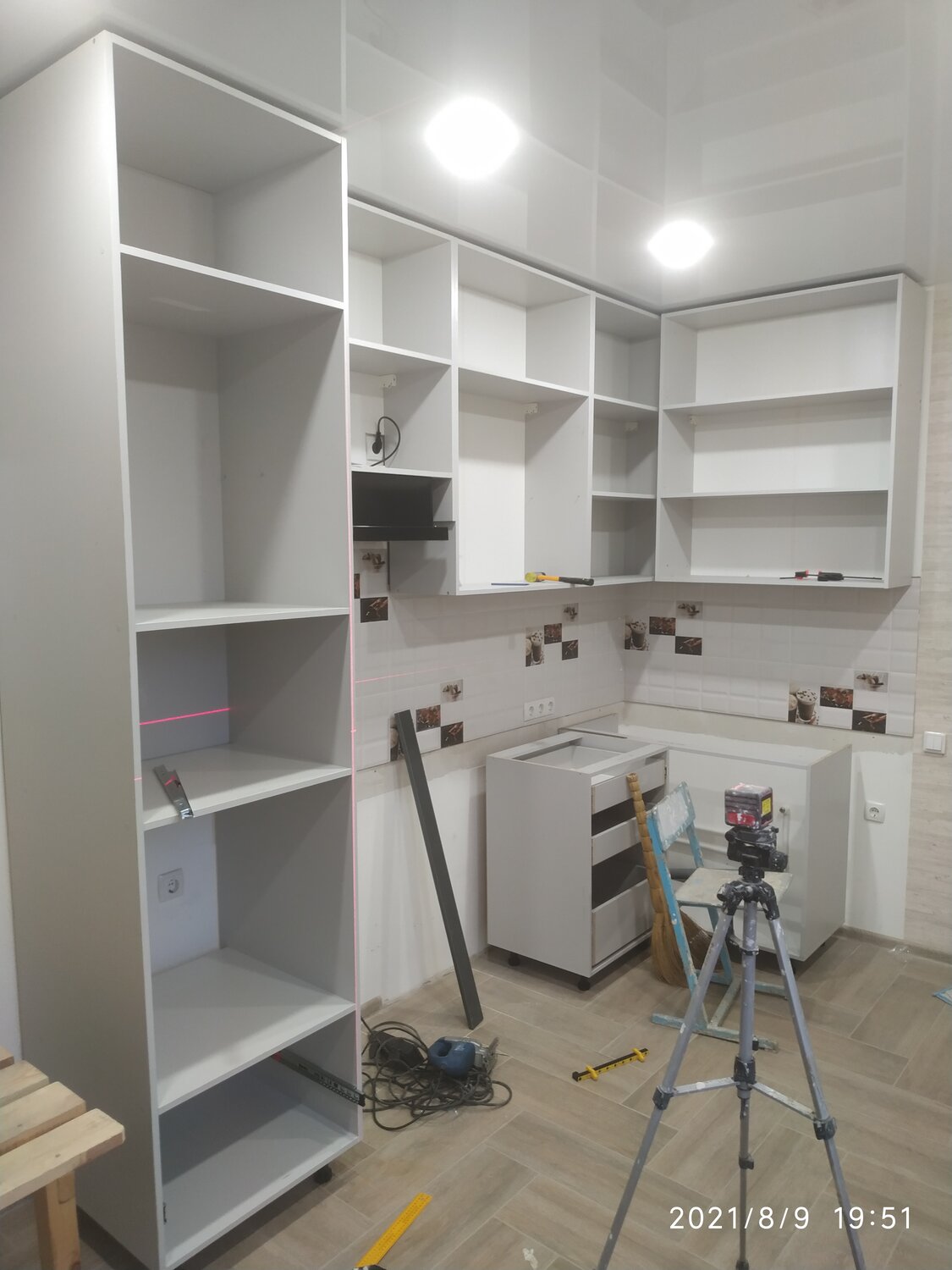 Разборка мебели