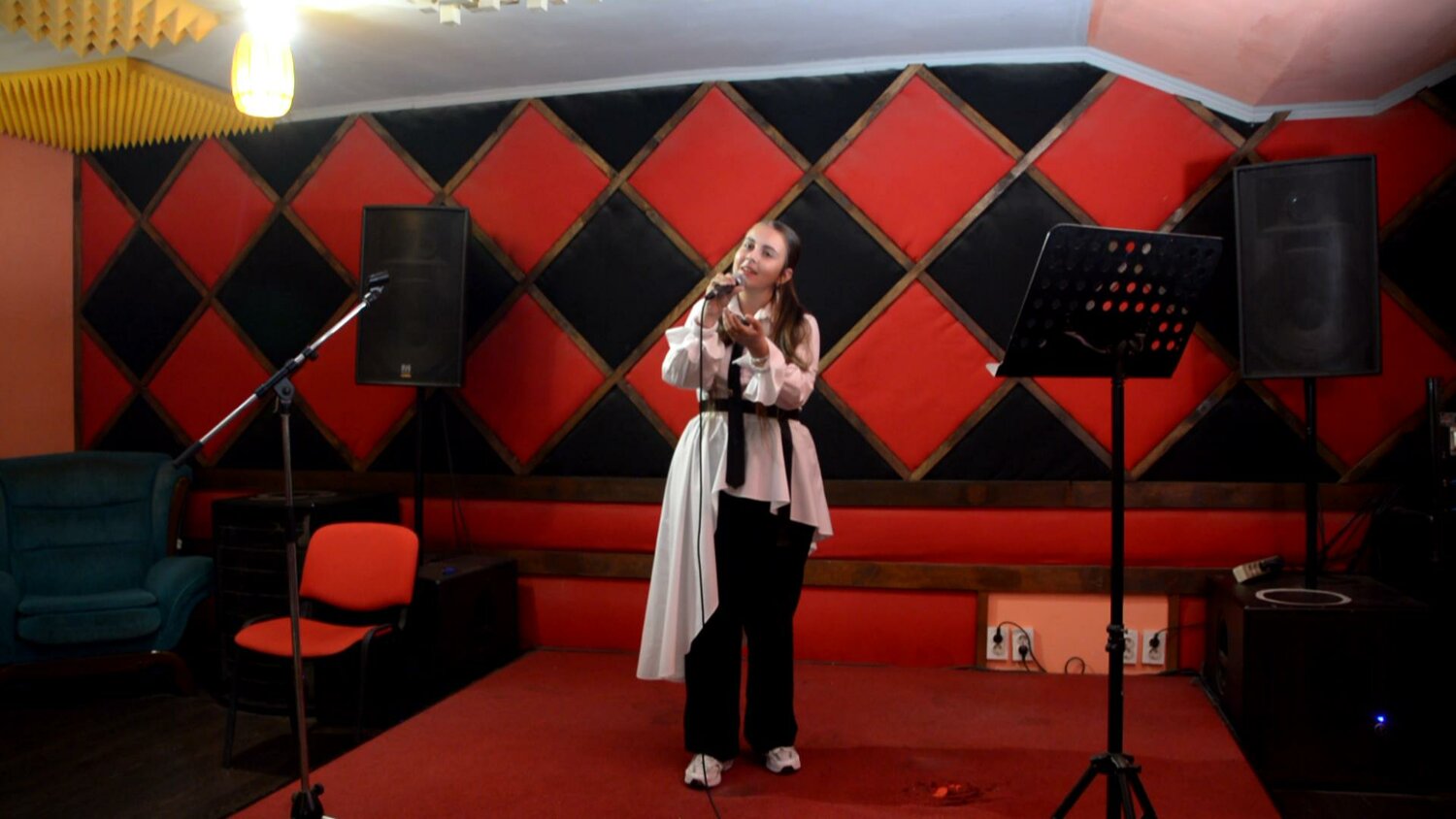 Вокал для детей. Мини-группы до 5 человек.