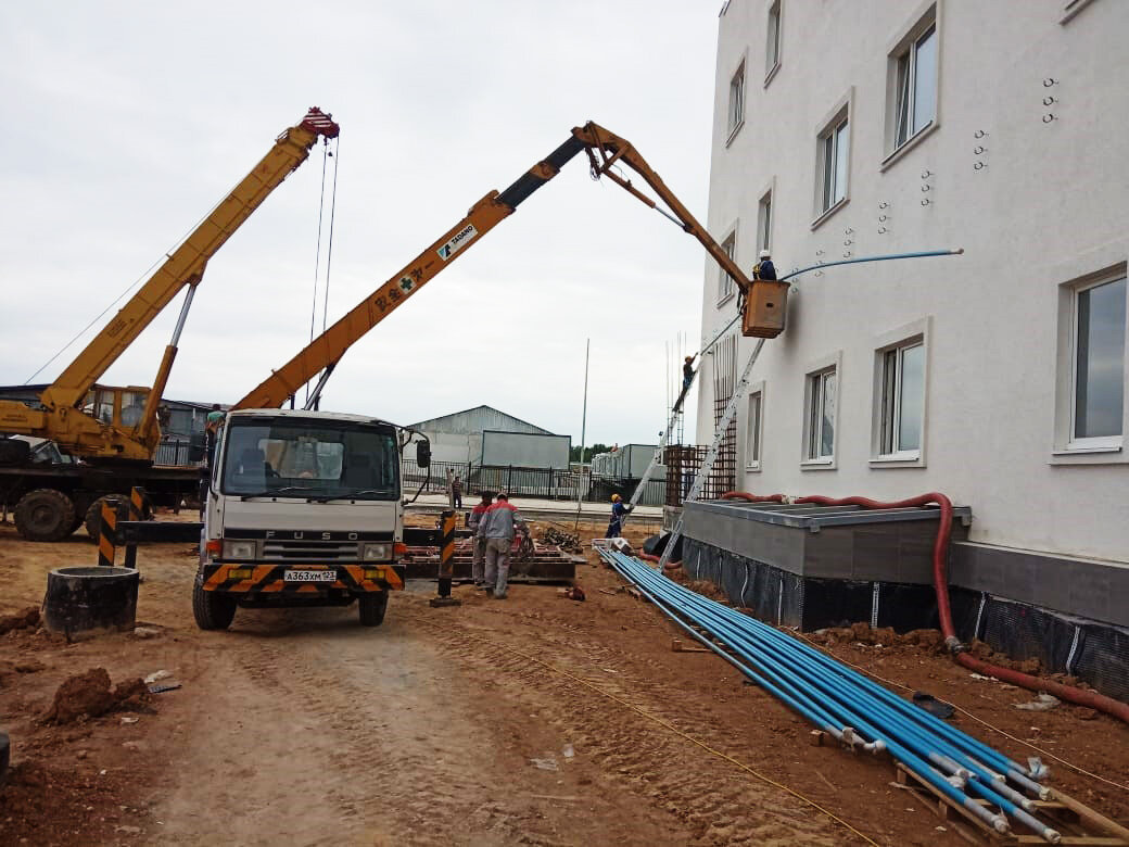 Аренда автовышки: Mitsubishi Автовышка 22 метра