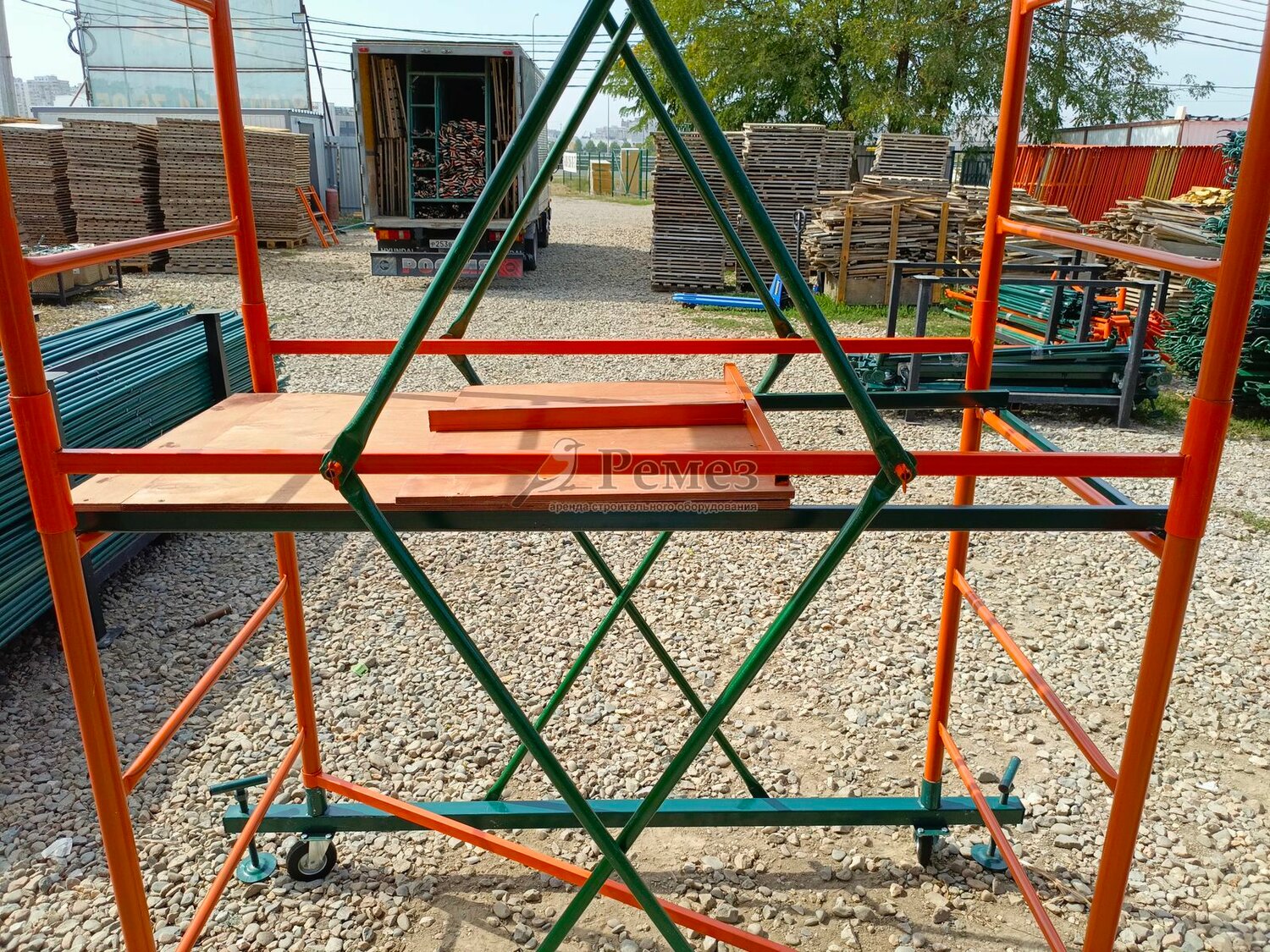 Продажа новых строительных вышек-тур 0,7х1,6м