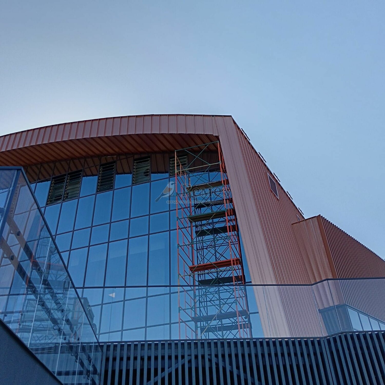 Продажа б/у строительных вышек-тур 2,0х2,0м