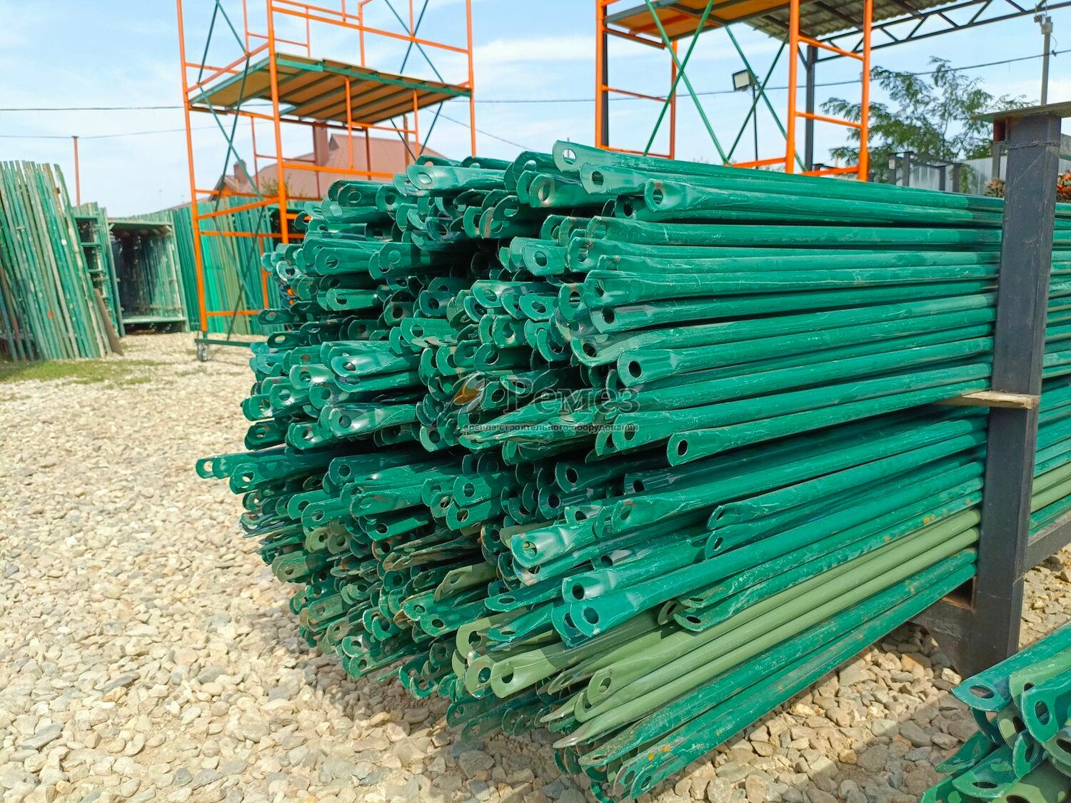 Продажа новых строительных лесов рамных