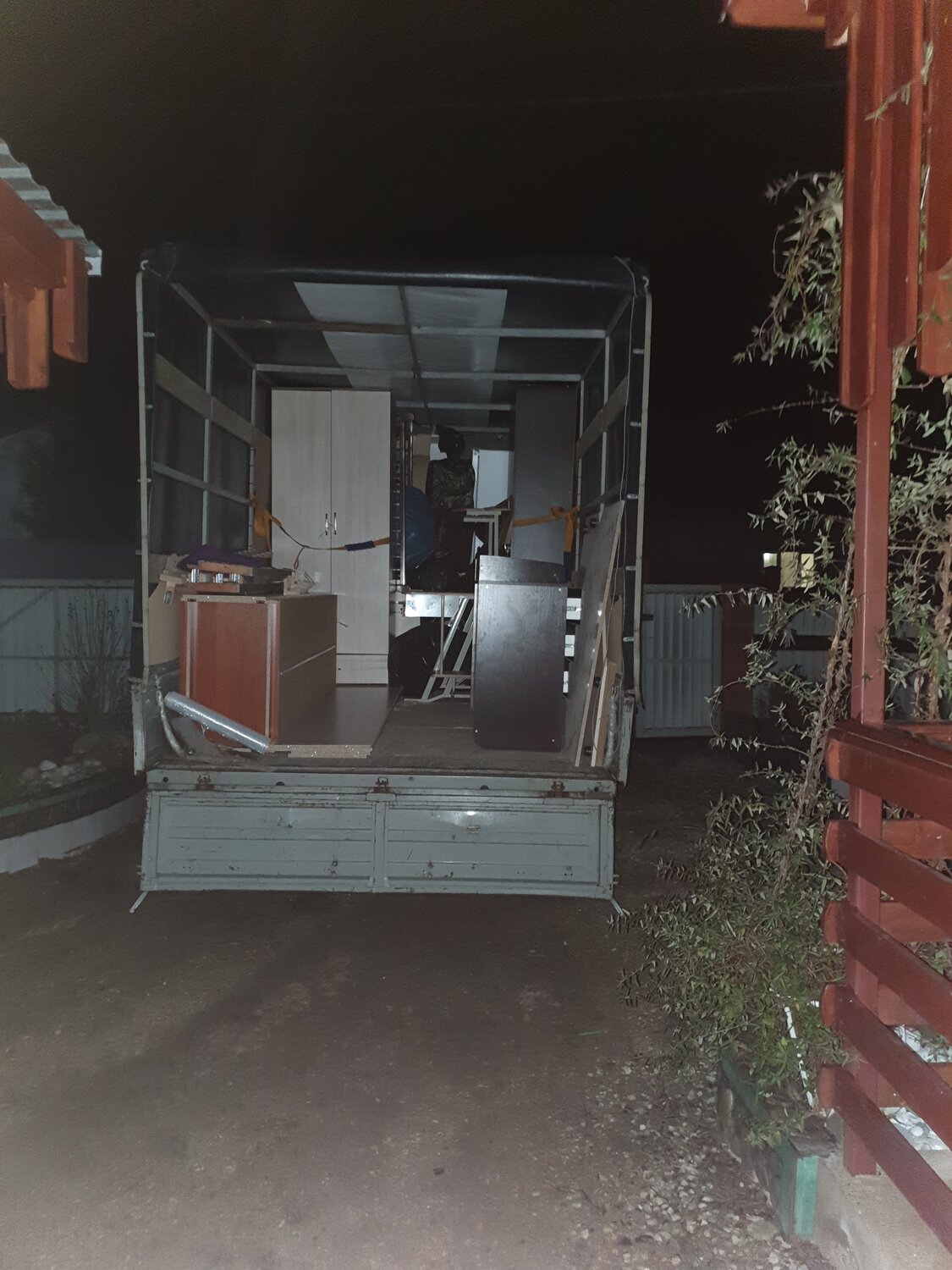 Дачный переезд