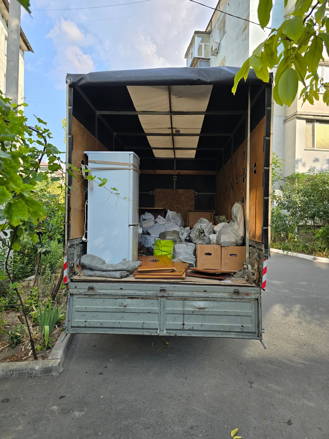 Перевозка холодильника