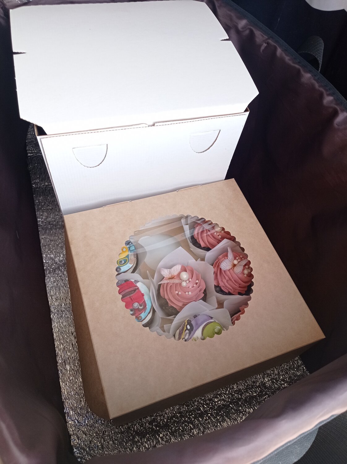 Доставка Тортов