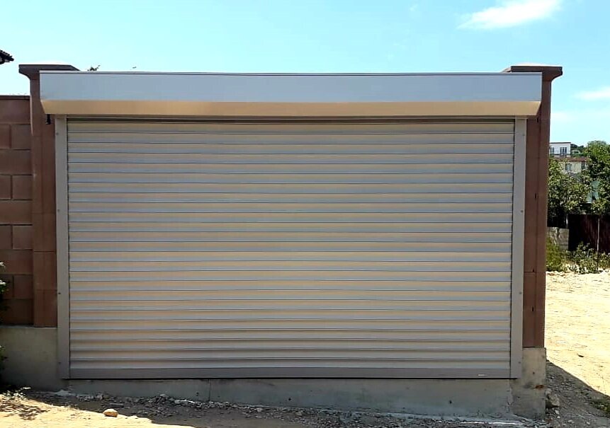 Монтаж рольставней