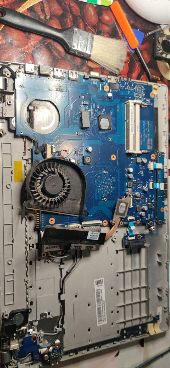 Чистка системы охлаждения ноутбука
