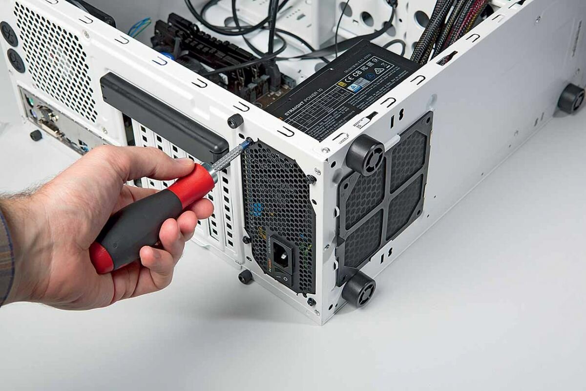 Замена внешнего источника питания ноутбука