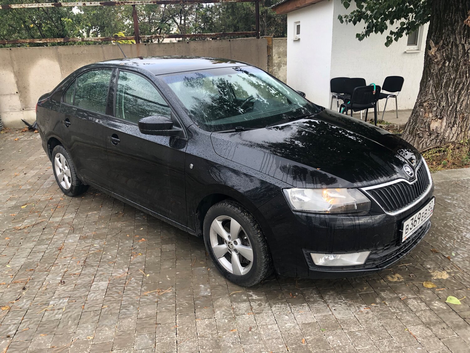 Skoda Rapid в аренду — надёжный спутник для Крыма