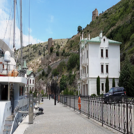 Крепость Чембало